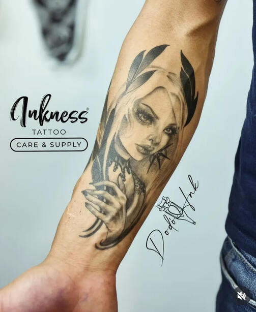 Blackwork tetoválás – győri tetoválás Dodó Ink Tattoo